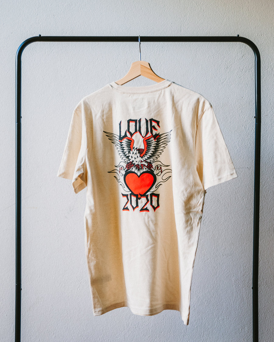 Camiseta Love 2020